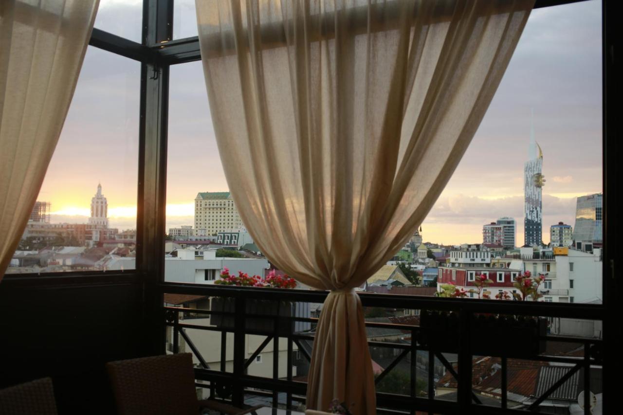 Hotel Elite House Батуми Экстерьер фото