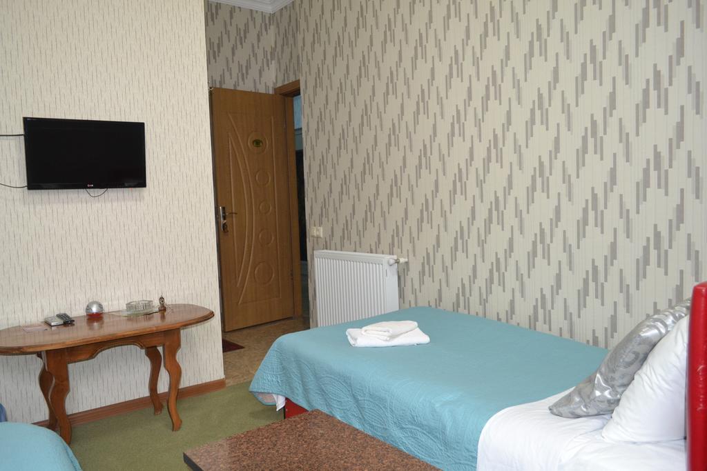 Hotel Elite House Батуми Экстерьер фото