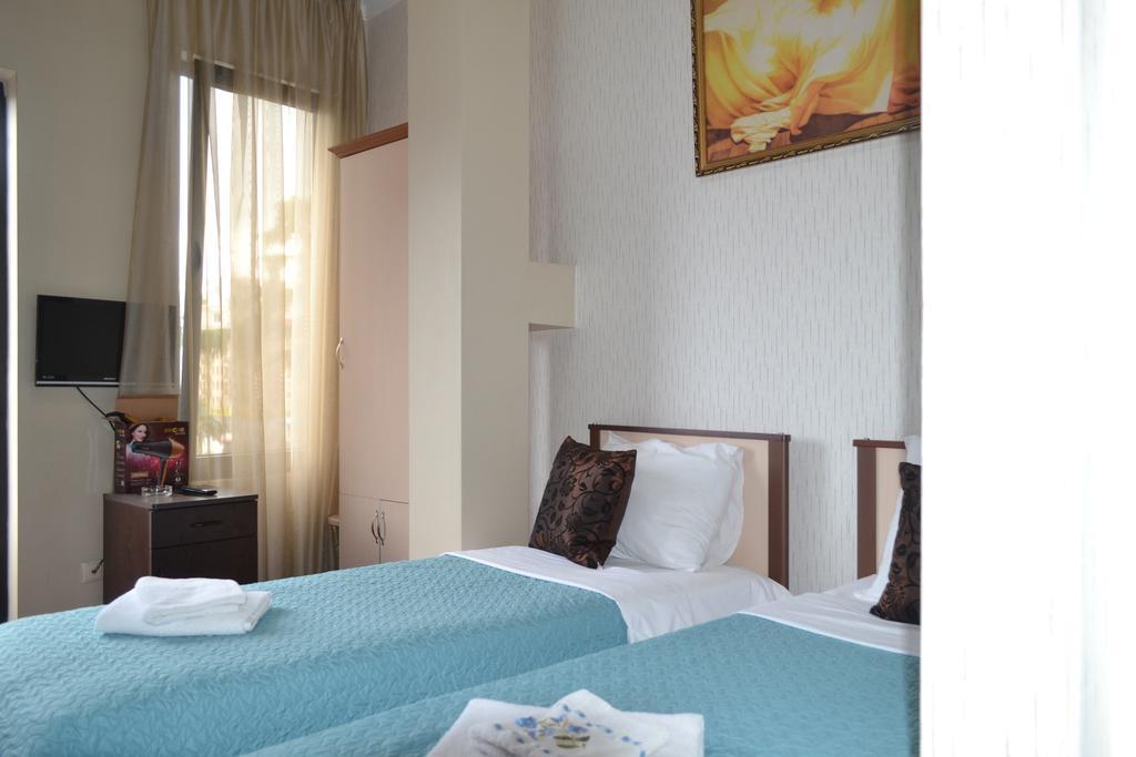 Hotel Elite House Батуми Экстерьер фото